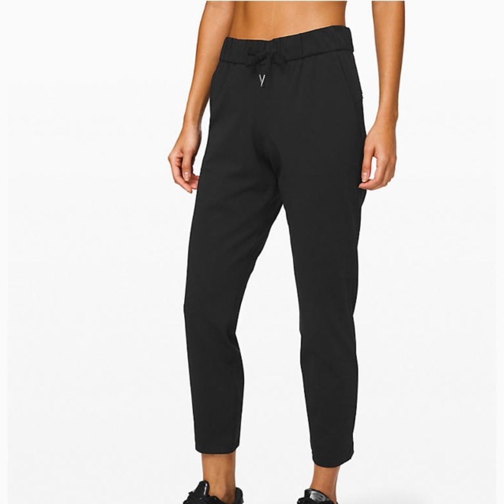 Lululemon On the Fly Pant 7/8 - Black